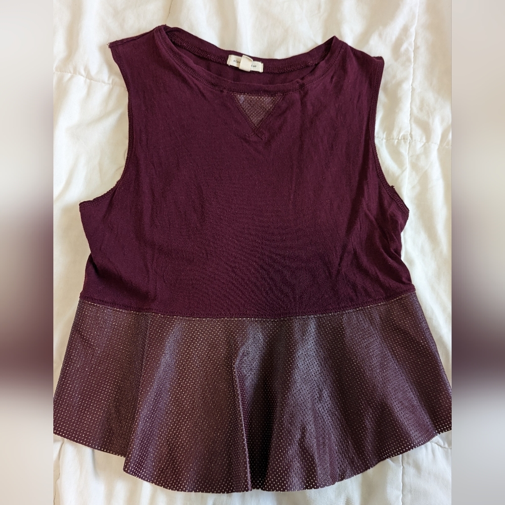 XS Wine sleeveless peplum top
